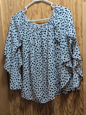 Off-Shoulder White and Black Polka Dot Ruffle Sleeve Top